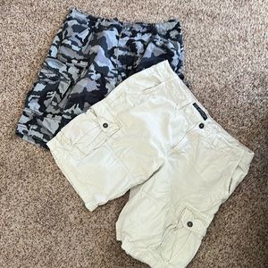 Two pair men’s cargo shorts size 36 waist excellent used condition